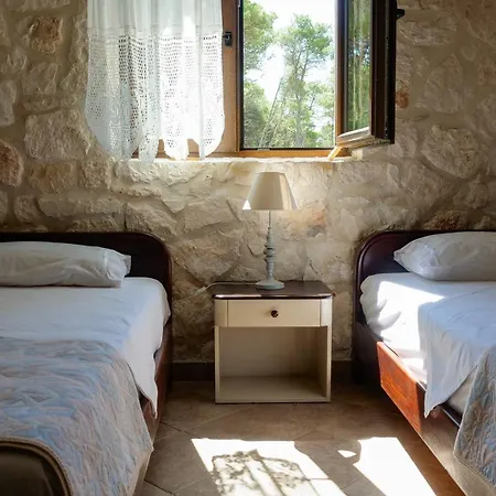 Fterini Sterna & Alletri Apartamento *