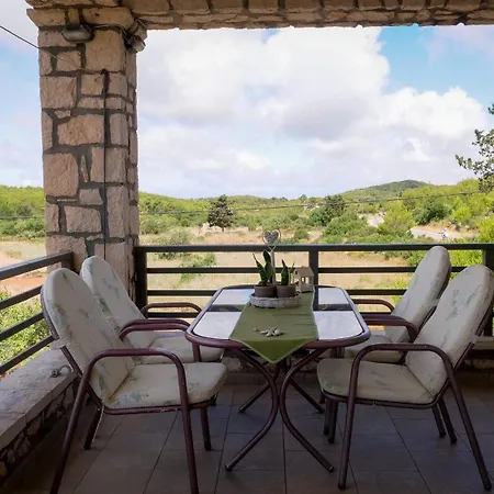 Fterini Sterna & Alletri *