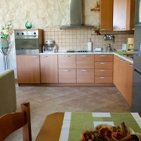 Apartmán Fterini Sterna & Alletri *