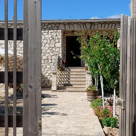 Apartmán Fterini Sterna & Alletri *