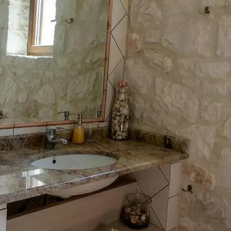 Apartmán Fterini Sterna & Alletri *