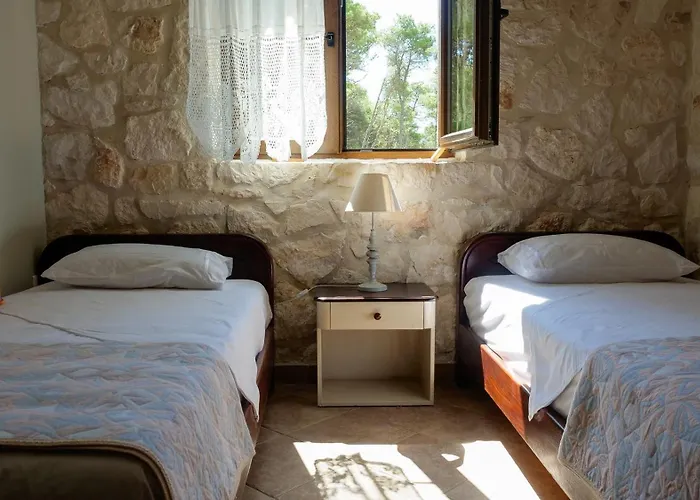 Fterini Sterna & Alletri Apartmán *