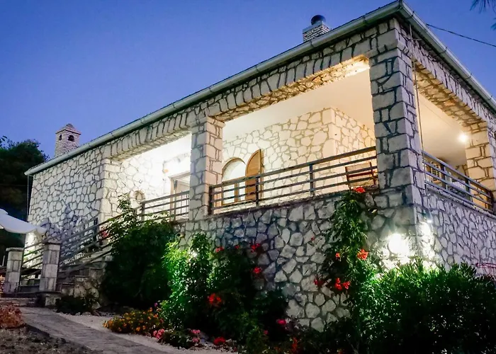 Fterini Sterna & Alletri Apartmán *