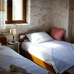 Fterini Sterna & Alletri * Agios Leon