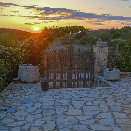 Fterini Sterna & Alletri *