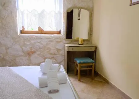 Fterini Sterna & Alletri Apartamento *