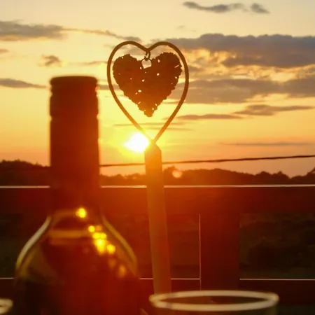 Fterini Sterna & Alletri Agios Leon